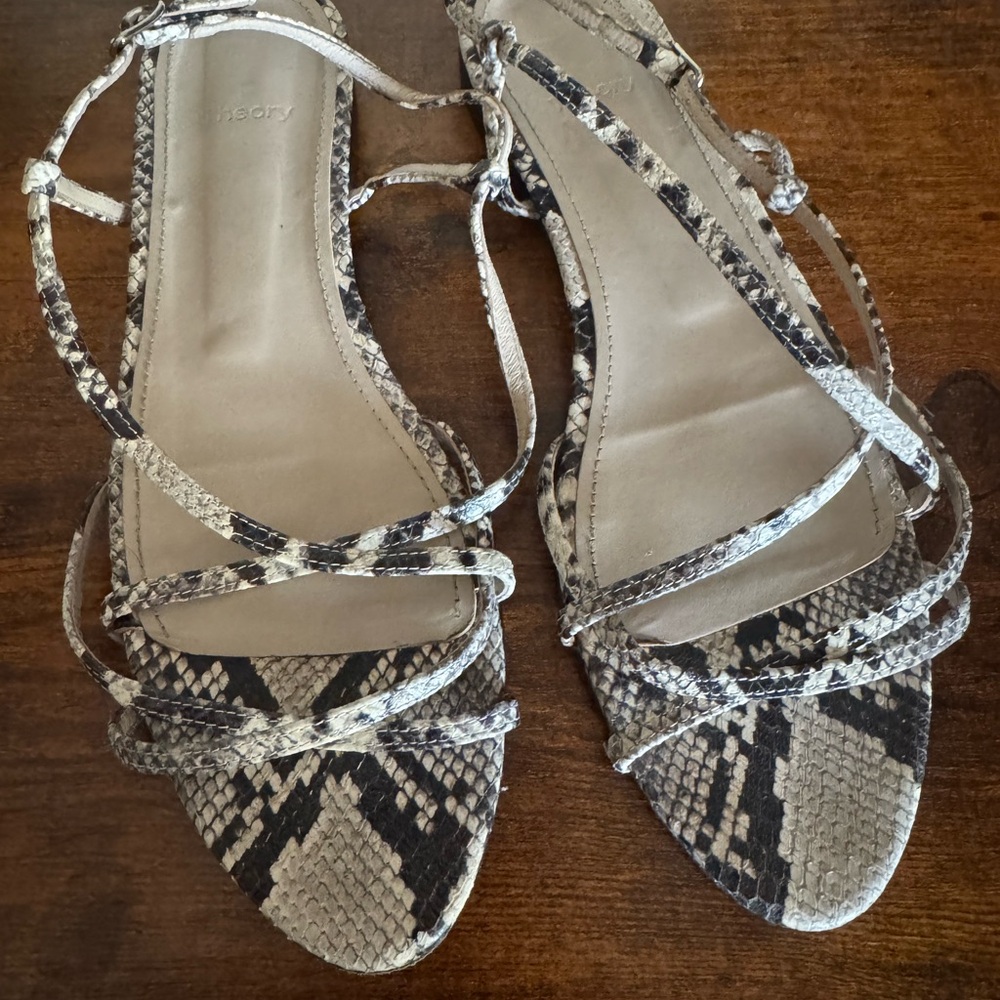 Theory python print Strappy Sandals Size 39